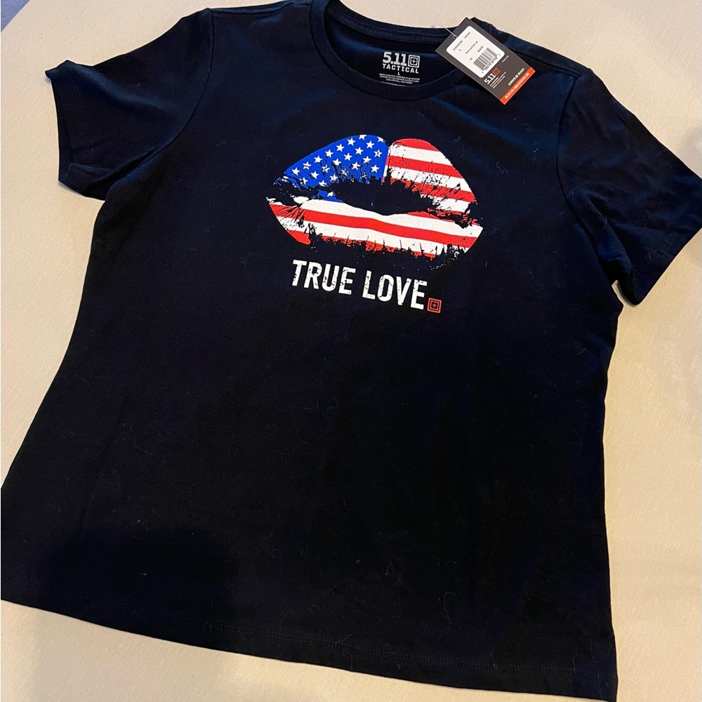 NWT—5.11 Black s/s Graphic Tee Size L